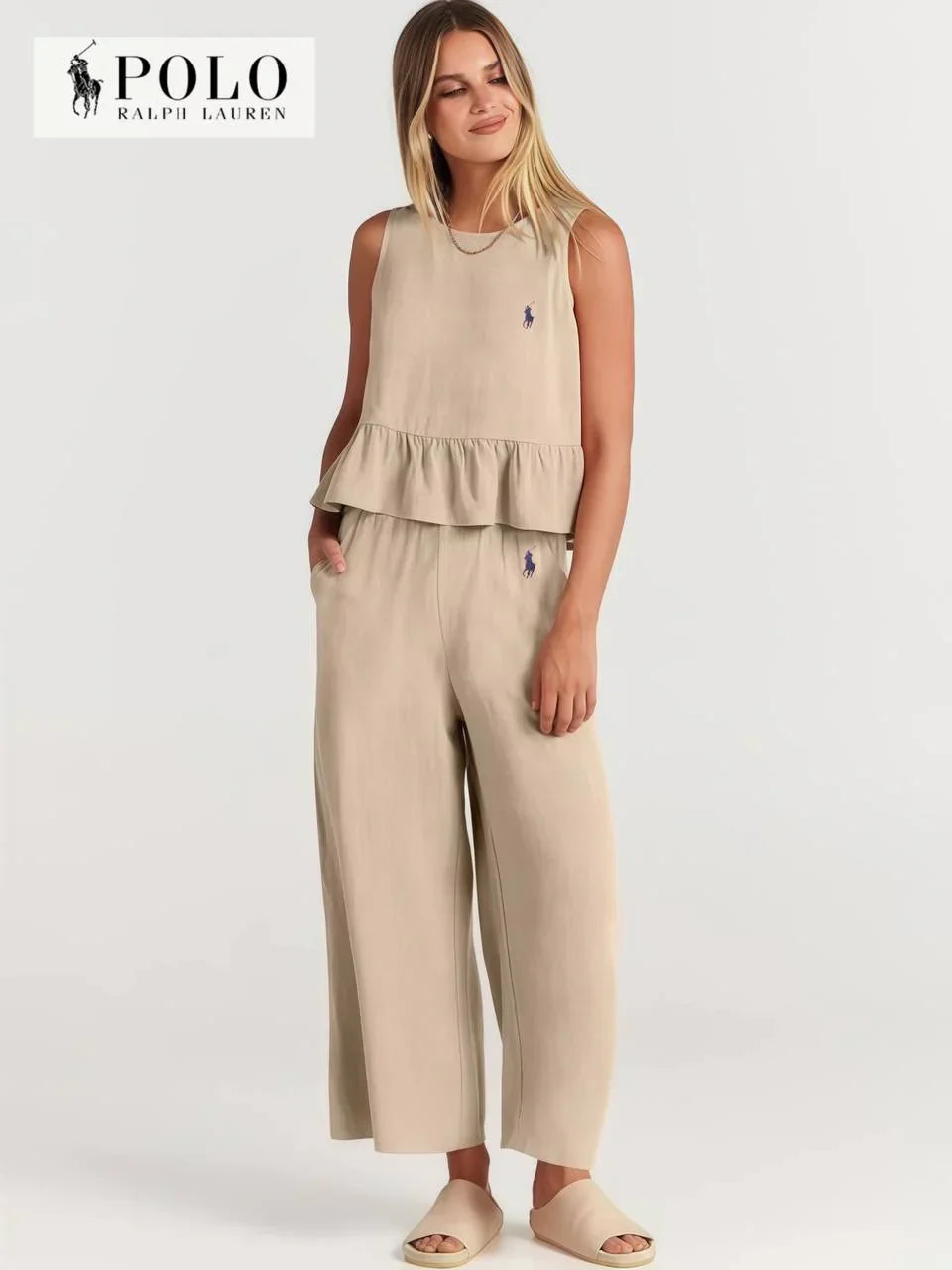 Completo due pezzi con volant da donna